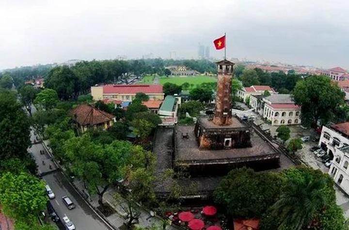 Hotspot Matrix: Biến 3 kiểu giày