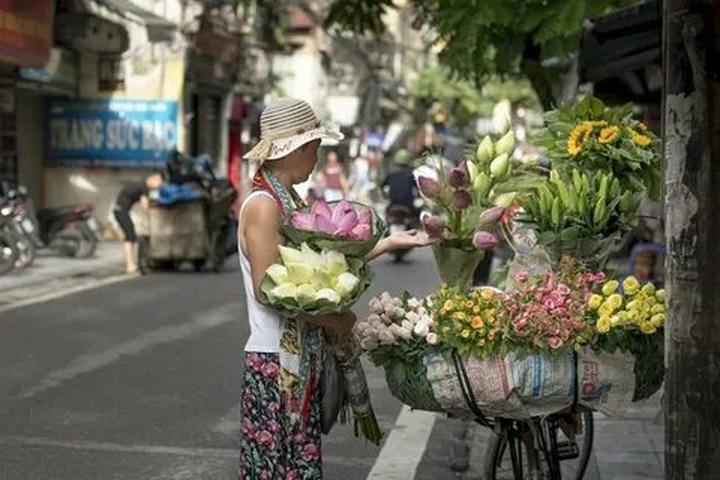 Chuyên gia Hotspot Matrix phân tích: Phương Oanh diện set đồ 50 và marketing video
